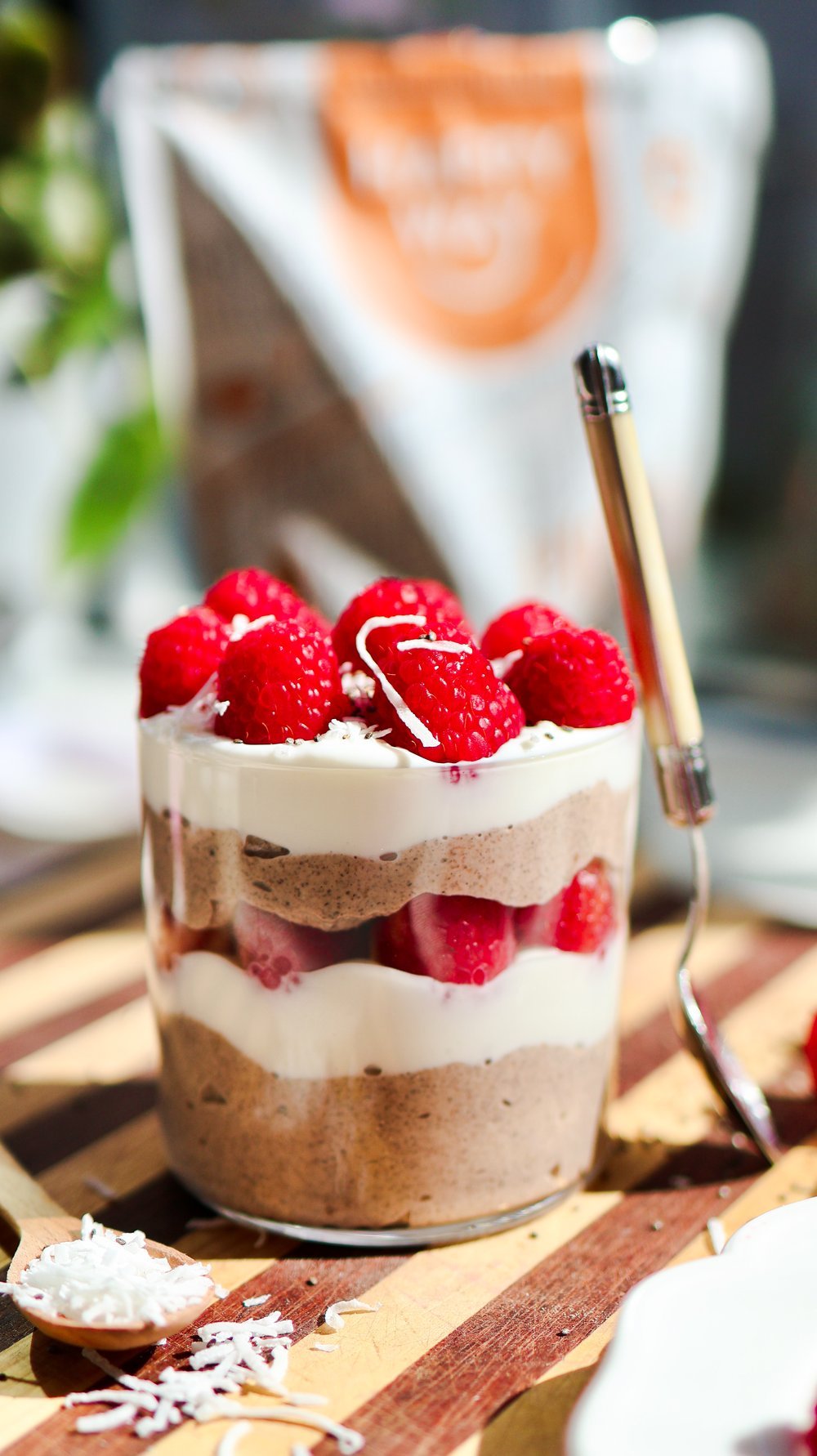 CHOCOLATE BERRY CHIA PUDDING