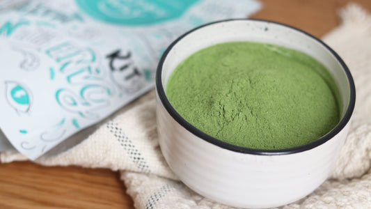 SUPER GREENS POWDER: 5 REASONS TO INCLUDE THEM IN YOUR DIET