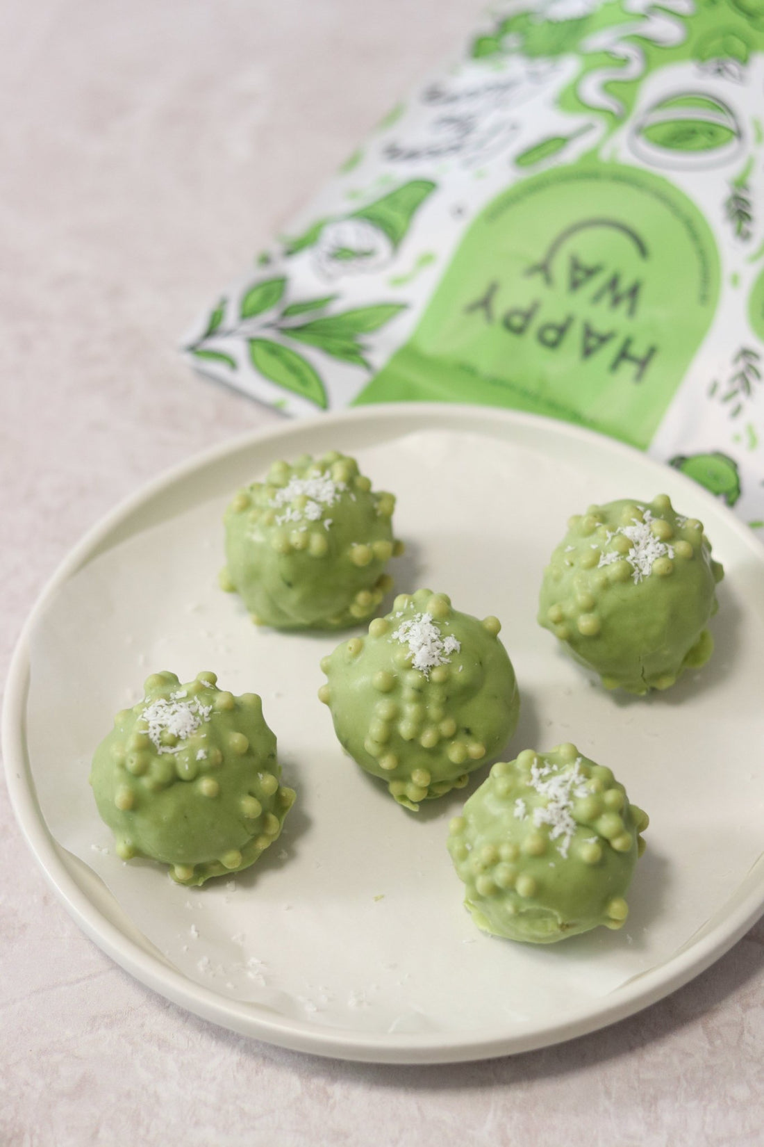 CRISPY MATCHA PROTEIN BALLS