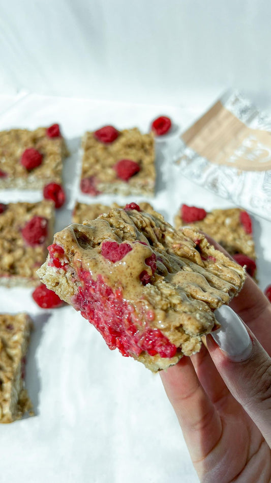 PEANUT BUTTER & JELLY OAT BARS