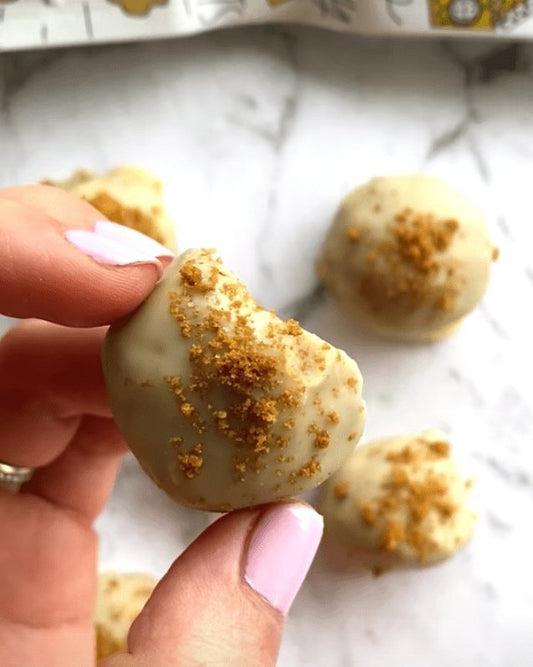 WHITE CHOC CARAMEL BISCUIT TRUFFLES