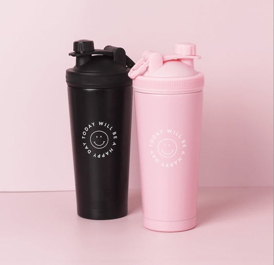 SHAKE, SHAKE, SHAKE! INTRODUCING THE GOTTA-HAVE ACCESSORY