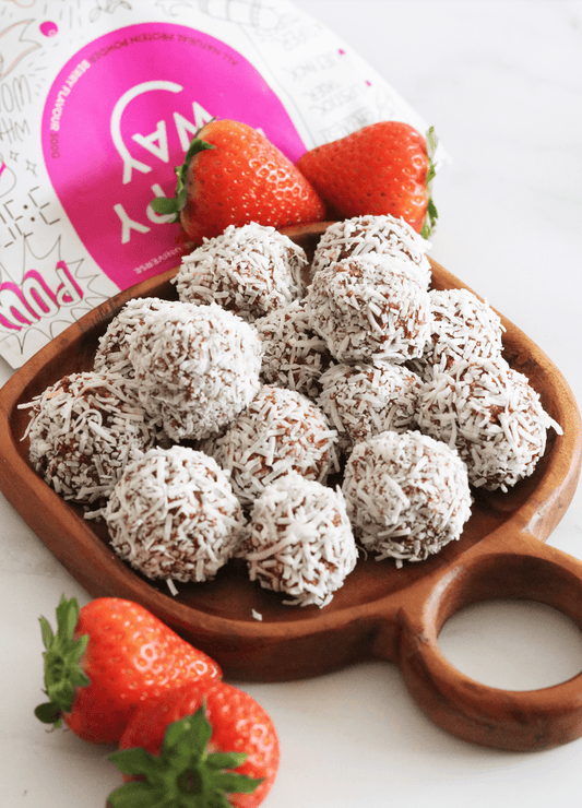 BERRY CHEESECAKE PROTEIN BALLS
