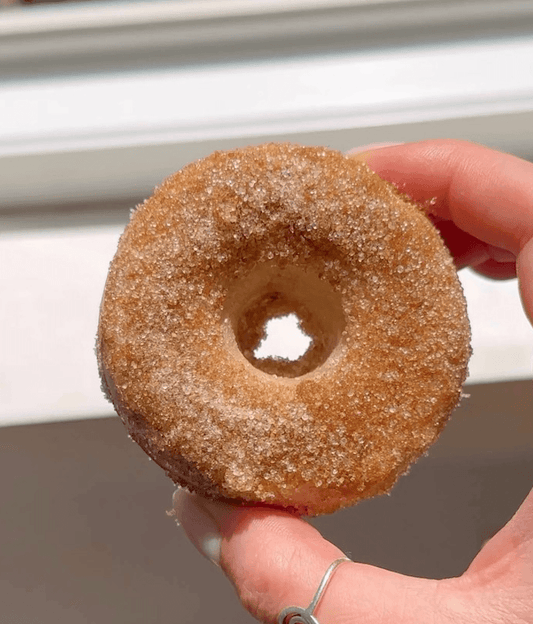HEALTHIER PROTEIN CINNAMON DONUTS