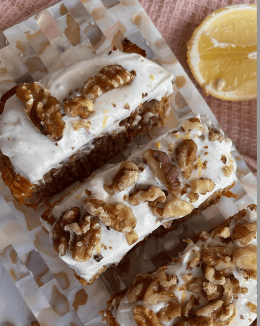 CARROT CAKE OAT BARS