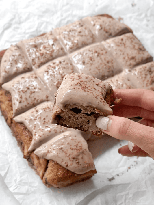 BANANA BREAD WITH CARAMEL FROSTING