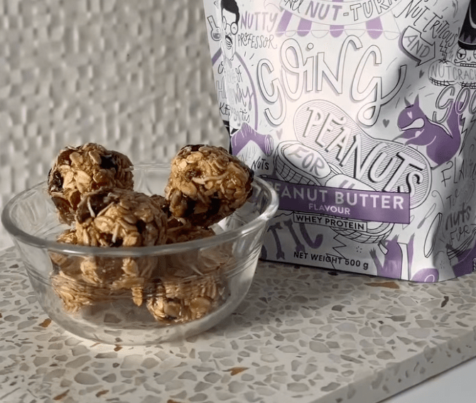 PEANUT BUTTER FRUIT & NUT PROTEIN BALLS