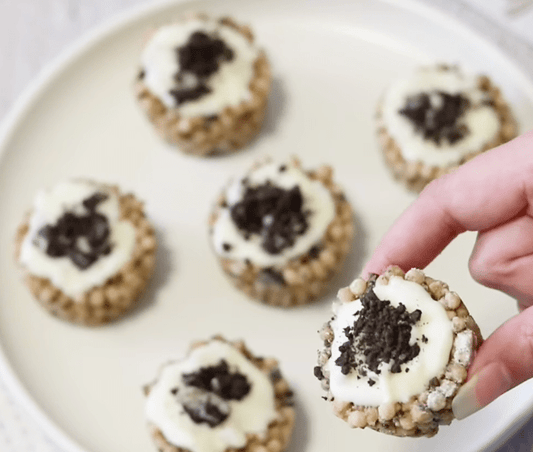 CRISPY OREO INSPIRED PROTEIN CUPS