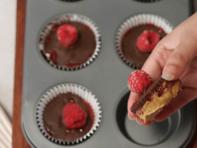 RASPBERRY PEANUT BUTTER CUPS