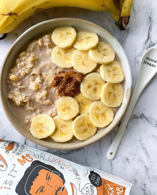 SALTED CARAMEL PROTEIN & BANANA OVERNIGHT OATS