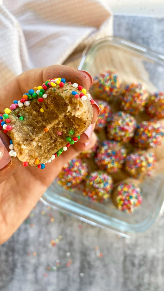 BIRTHDAY CAKE PROTEIN BALLS